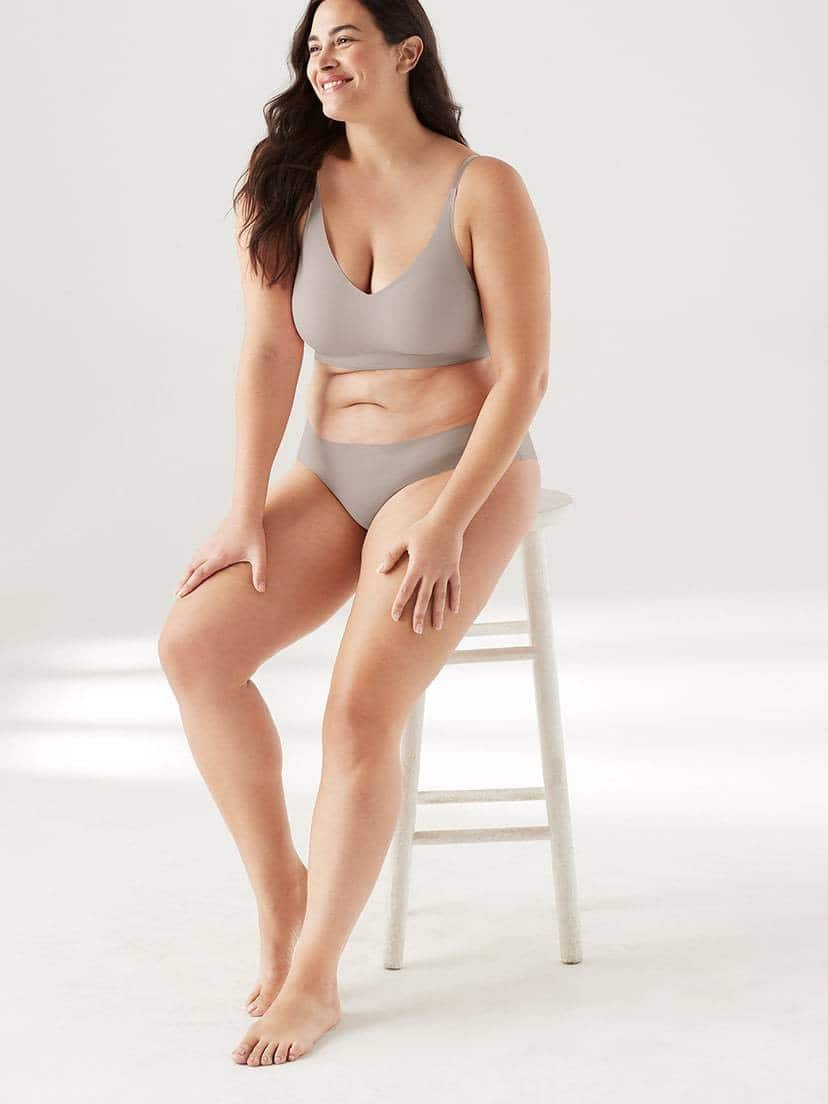 Ultra Comfort Seamless Shaping Wireless Support Bra Plus Size