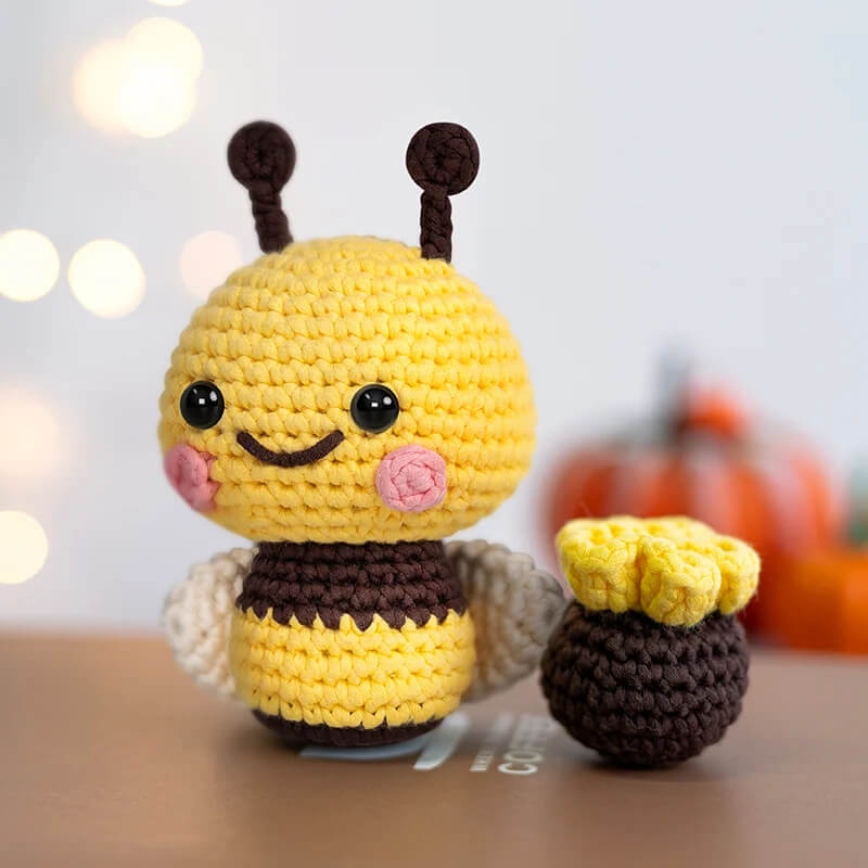 Halloween Crochet Kit For Beginners with Easy Peasy Yarn