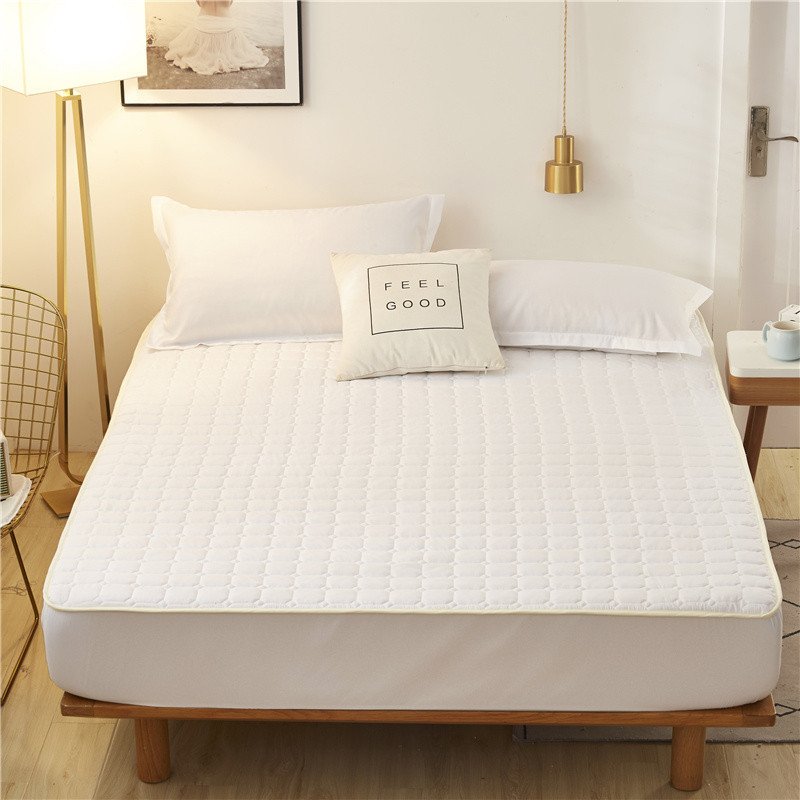 🎁Hot Sale!! 50% OFF-Sale🔥2022 Latest Breathable Silky Mattress Cover