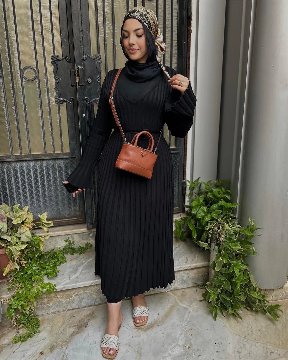 2023 Fall New Sleeved Knit Midi Dress(Buy 2 Free Shipping)