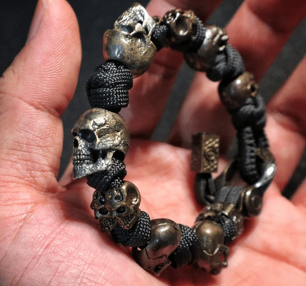 💥LAST DAY 49% OFF🏴‍☠💀The Skull Army Paracord Bracelet📿